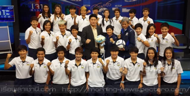 เจาะข่าวเด่น เปิดใจ นักฟุตบอลหญิงไทยชุดไปบอลโลก