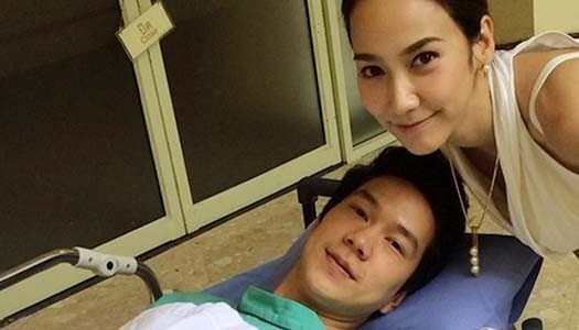 อั้ม พัชราภา  เฝ้าไข้แฟนหนุ่ม แอมป์ พิธาน หวานมดกัด