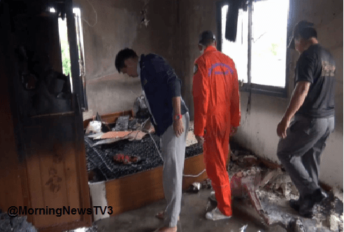 ชาร์จแบตมือถือค้างคืน รุ่งเช้าพบไฟไหม้ห้องนอนวอด