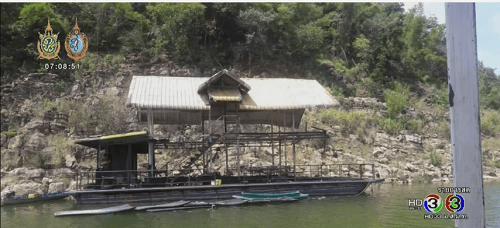 คืบเหตุ นศ.หนีตายเหตุไฟไหม้แพเมืองกาญจน์ ตำรวจปัดบังคับจ่ายค่าเสียหาย 6 แสน ส่วนเจ้าของเชื่อต้นเหตุจากก่อไฟ