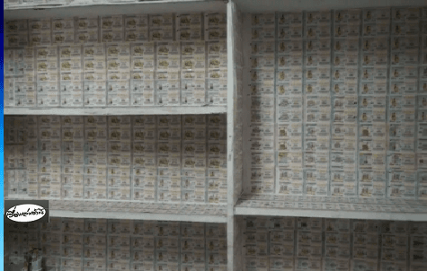 พนักงานขับรถภายใน ม.บูรพา นำลอตเตอรี่เก่ากว่า 4,000 ใบมาแปะห้อง ช่วยเตือนสติการพนันไม่ทำให้รวย