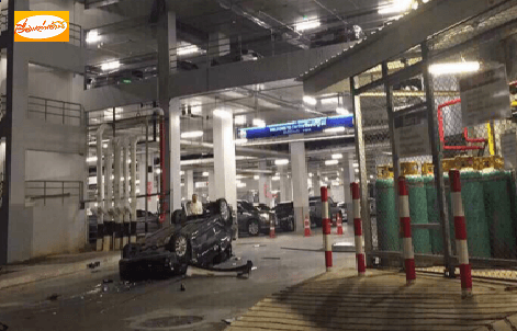 เก๋งตกจากลานจอดชั้น 3 บนห้างดังในหาดใหญ่ดับ 2 คาดเข้าเกียร์ผิดถอยหลังชนรั้ว