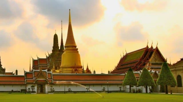 สำนักพระราชวังประกาศปิดเข้าชมวัดพระแก้วและพระบรมมหาราชวัง 1-29 ตุลาคมนี้