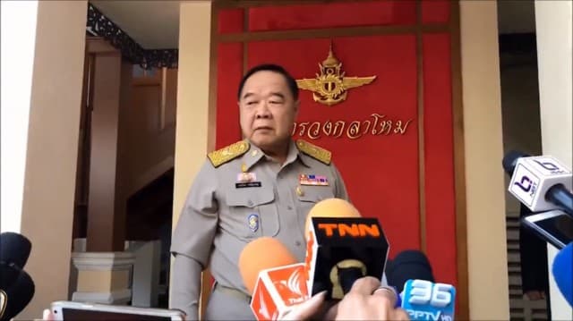 'ประวิตร' ย้ำ ยังไม่มีประชุม คสช. วาระปลดล็อกพรรค ปัดไม่รู้ 'สุเทพ' ตั้งพรรคใหม่