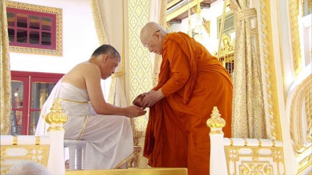 ประมวลภาพ พระราชพิธีพระบรมราชาภิเษก พิธีสรงพระมุรธาภิเษก พิธีถวายน้ำอภิเษก