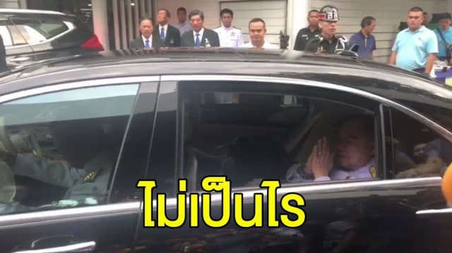 ‘บิ๊กป้อม’ บอก ไม่เป็นไร หลัง ‘บิ๊กตู่’ โดนมรสุมถวายสัตย์-พรรคเล็กขอแยก