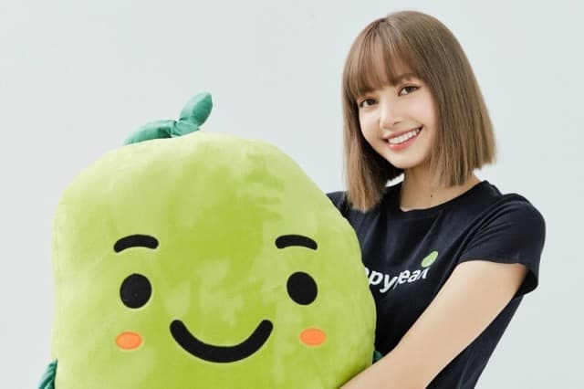 มูลนิธิที่อยู่อาศัย ประเทศไทย  สุดปลื้ม  คุณลิซ่า - ลลิษา มโนบาล เดินหน้ารีโนเวตอาคารเอนกประสงค์ เพื่อน้องน้อง โรงเรียนโนนสุวรรณพิทยาคม จ.บุรีรัมย์