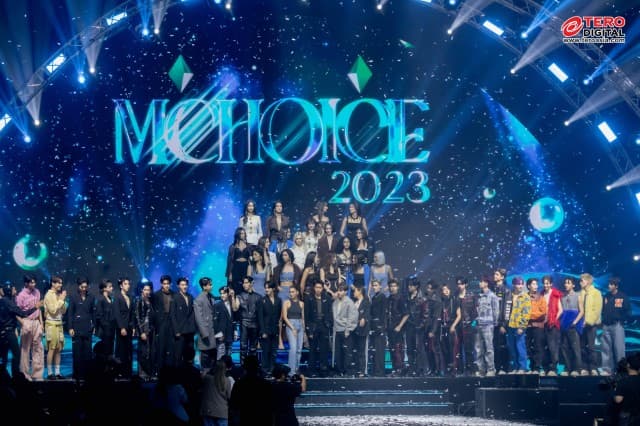 ภาพบรรยากาศ ทัพคนดังร่วมงาน “MCHOICE 2023” ส่อง 6 รางวัลใหญ่แห่งปี กับ MINT AWARDS รางวัลของคนนิวเจน