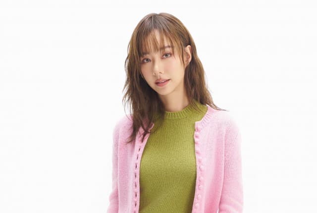 “PRADA แต่งตั้ง “เต้ย จรินทร์พร” นั่งแท่นแบรนด์แอมบาสเดอร์หญิงไทยคนแรก