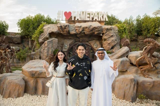 ฮือฮา!! ‘แอ็คมี่ วรวัฒน์’ คนไทยหนึ่งเดียว ได้รับเชิญให้เข้าชม “Fame Park” ณ เมืองดูไบ ที่ต้อนรับเฉพาะบุคคลระดับโลก !!