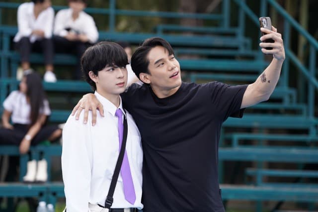 “ปอนด์-แม็กกี้” โชคดีที่ได้เจอ “เอิร์ธ-บาส” ช่วยฮีลใจ ในซีรีส์ “FOUREVER YOU เพราะรักนำทาง”