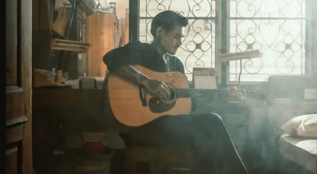 “เล็ก รัชเมศฐ์” ส่งเพลง “ใจเป็นนาย กายเป็นบ่าว”  ขึ้นแท่นอันดับหนึ่ง “The Official Thailand Chart”