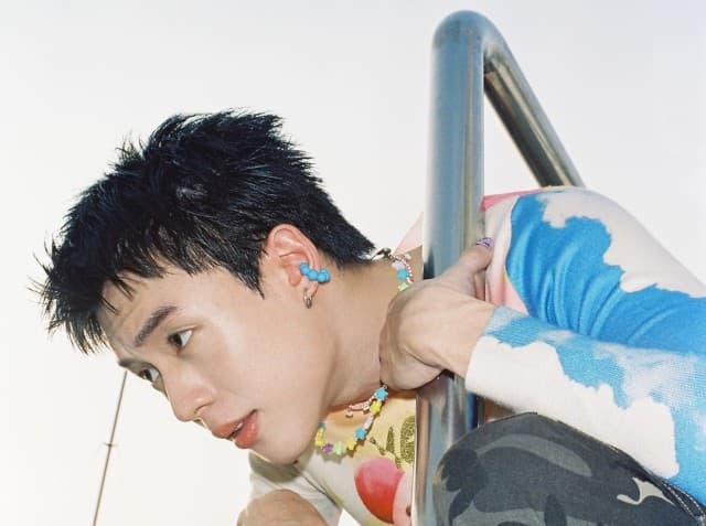  “นิว ชยภัค” ยิ้มรับฟีดแบ็ก กระแส “โฟร์มด” มาแรง!! พร้อมส่งเพลง “เลิกกั๊กแล้วรักก่อน” (RED FLAG) OST. ‘GELBOYS สถานะกั๊กใจ’  มาเอาใจแฟน ๆ