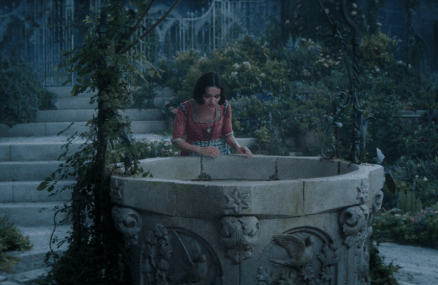 “Disney’s Snow White สโนว์ไวท์” ชวนต้องมนตร์กับเพลง “รอจนพรจะมา” เพลงเวอร์ชั่นไทยจาก โบว์ เมลดา พร้อมเผยเพลงใหม่ในอัลบั้มเพลงประกอบภาพยนตร์ต้นฉบับ ก่อนไปอินพร้อมกันในโรงภาพยนตร์ 20 มีนาคมนี้