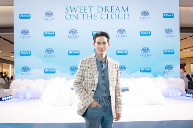 แบรนด์ที่นอน LOTUS เปิดตัว BED AMBASSADOR คนแรก เจมส์ – จิรายุ ตั้งศรีสุข พร้อมที่นอนระบบ Cloud Sensation ที่ห้างเซ็นทรัลลาดพร้าว