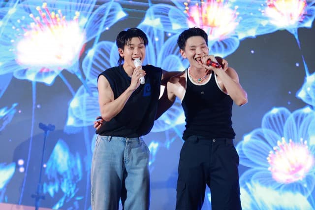 สยามพารากอน ดึง “ต้าห์อู๋-ออฟโรด” ร่วมต้อนรับเทศกาลมหาสงกรานต์อย่างยิ่งใหญ่ สาดความมันส์แบบจัดเต็มไม่ซ้ำใคร!! พร้อมชมโชว์ระดับโลก  ณ พาร์ค พารากอน สยามพารากอน