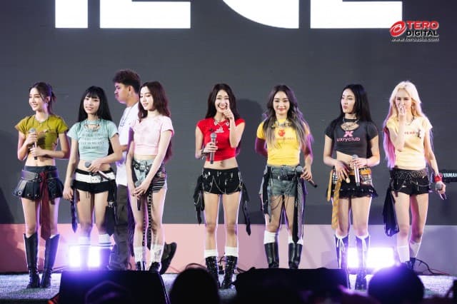 บนเวที “Siam Paragon Summersive : Happiness in Full Bloom” ณ พาร์ค พารากอน สยามพารากอน