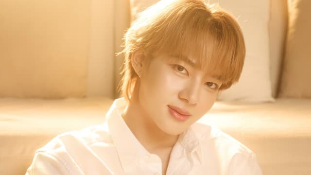 ‘นุนิว ชวรินทร์’ ส่งตัวแทนรักแท้ที่มั่นคง ผ่านซิงเกิลที่ 5 ‘จนนิรันดร์ (Forever)’ เสิร์ฟเสียงสุดละมุน พร้อมชวน ‘ออม กรณ์นภัส’ ร่วมเล่น MV