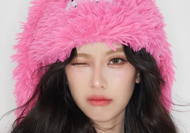 เกิดอาการ (Heartquake)” ซิงเกิ้ลใหม่ล่าสุดต้อนรับความสดใสของ Praesun ชวนหนุ่ม มาร์ค ภาคิน มาร่วมแสดงใน MV