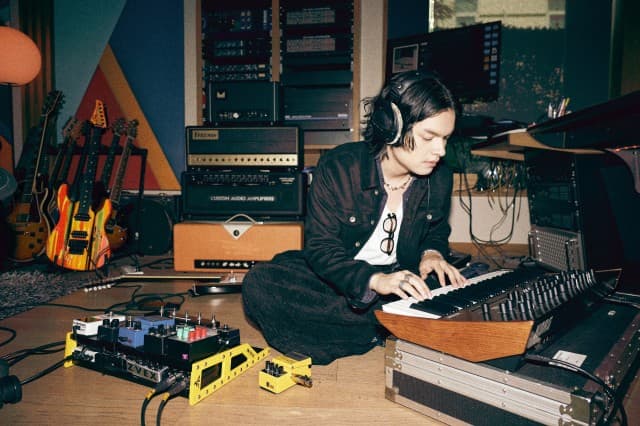 VARIS เปิดบทใหม่กับ Sony Music Thailand ด้วยซิงเกิ้ล “ZONED OUT” เมื่อการเติบโตพาเราหลงทาง และเสียงดนตรีกลายเป็นสิ่งเตือนใจ