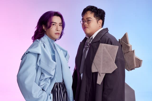 SIN รีเทิร์นสุดปัง ส่งซิงเกิลใหม่ “แปลก” ภายใต้บ้านเลิฟอิส เอ็นฯ ดึง โดม จารุวัฒน์ ร่วมฟีท พร้อมแฟชั่นลุคม่วงสะกดทุกสายตา