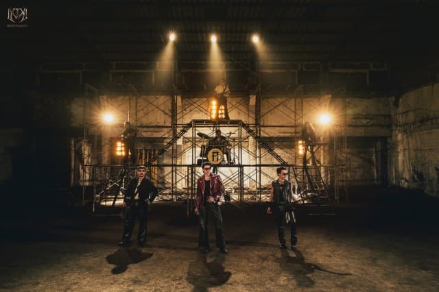 ก้าวแรกของบทใหม่ด้วยเฉดสีแห่งความเดือด NONT TANONT Feat. TaitosmitH ส่งเพลง “คนฝั่งทน” เพื่อปลุกไฟ “ทน” ในตัวคุณ