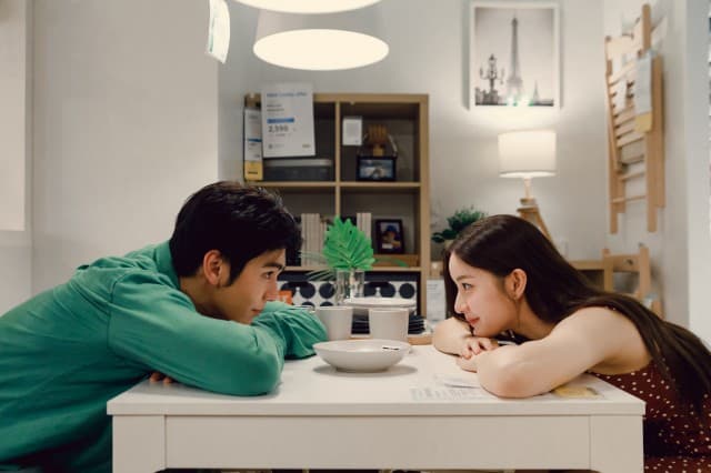 INK WARUNTORN ขอ “ฝากใจ” เพลงรักโรแมนติกเพลงแรกจากอิ้งค์ ที่ถ่ายทอดความรักดี ๆ ผ่าน MV ดูแล้วอบอุ่นไปถึงหัวใจ