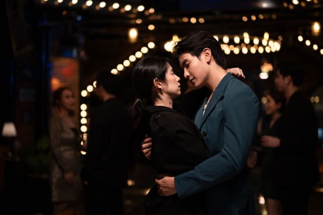 หนุ่ม กะลา ปล่อยเพลงใหม่! “ไม่ใช่ที่รัก”  คว้า “จุง อาเชน” ประเดิมเอ็มวีแรกประกบ “โดนัท มนัสนันนท์”