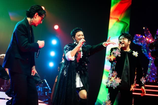 “The Voice Pride 2025” ลงจอตอนแรก ทำน้ำตาท่วม!! ผู้เข้าแข่งขัน อินเนอร์มาเต็ม โชว์พลังเสียง มัดใจ “3 โค้ช”