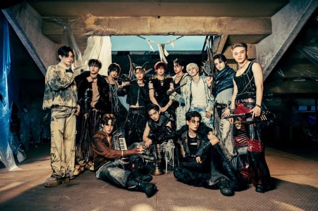 “BOSS IN THE BUILDING” การกลับมาอีกครั้งของ BUS because of you i shine ศิลปินจากค่าย SONRAY MUSIC