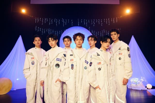 “ตลกร้าย (Bad Comedy)” เพลง Comeback ล่าสุดของ ATLAS ที่เปลี่ยน 7 หนุ่ม Boyband อารมณ์ดีให้กลายเป็น “ตัวอะไร?” ในความสัมพันธ์