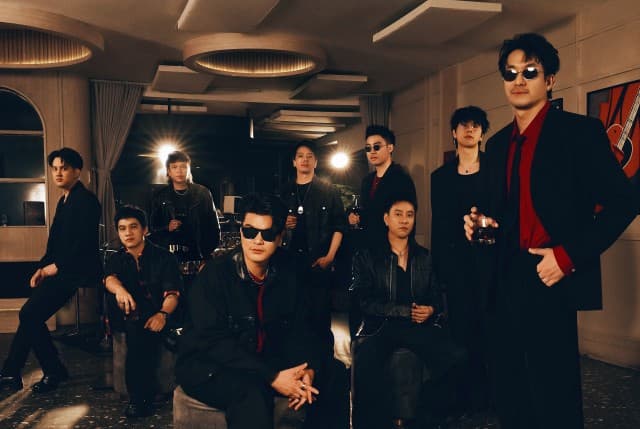 เมื่อการเปิดใจ...ลงท้ายด้วยการเปิดขวด ‘ดื่มเพื่อลืม’ เพลงเศร้าจากนักเล่าเพลงสายดื่ม MEAN Band x ZEAL