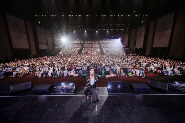 หล่อ แรร์แบบไม่มีใครแทนได้!  “จูจีฮุน” เปิดมุมขี้เล่น สายเปย์ใจดี เซอร์วิสฉ่ำ! “2025 <JU JI HOON Asia Tour Fanmeeting JUNIVERSE in BANGKOK> คุ้มค่าสมการรอคอย