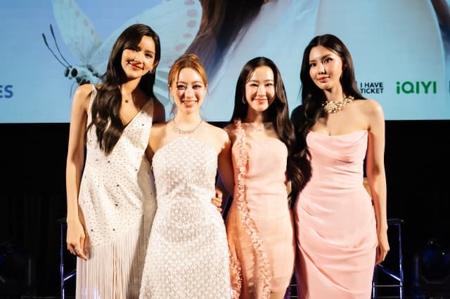  ฮ็อบอย่างแรง! “ไอซ์-มีมี่, เกรซ-หนิงหนิง” สาดโมเมนต์ฟินลั่นโรง กับงาน “1st EP Player ไม่อาจห้ามรัก – First Love, First Game” 