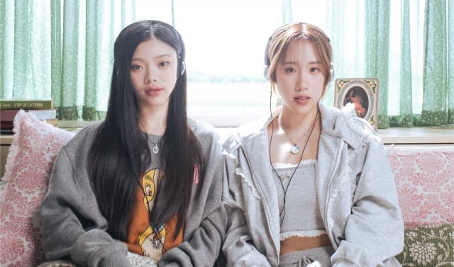 PS (Purse Sydney) ส่งเพลงช้าละมุน ‘ชั่งน้ำหนัก’ ถ่ายทอดความรู้สึกที่ ‘อยากบอกรัก’ และ ‘อยากเก็บไว้’ สะท้อนความในใจผ่านสองไลน์ประสานที่มีเนื้อร้องแตกต่างกัน