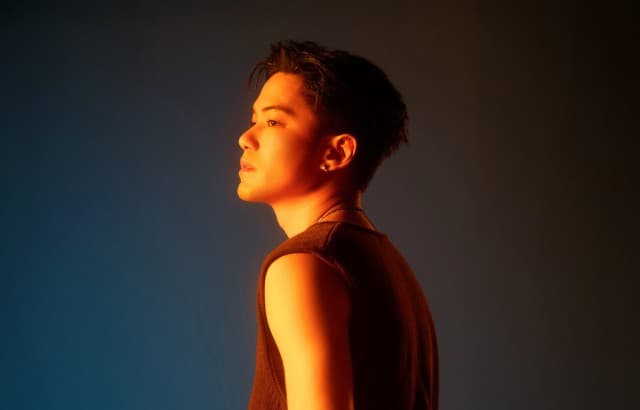 Eii Thanaphan ศิลปินน้องใหม่จาก LOVEiS ENTERTAINMENT ปล่อยเพลง“จะเป็นคนที่ดีให้มากกว่านี้” ถ่ายทอดคำขอโทษและความเสียใจ