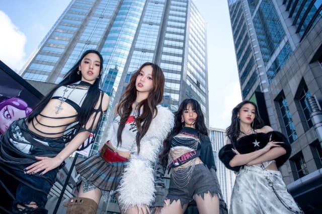 NAMP (แนมพ์) เกิร์ลกรุ๊ปเบอร์ล่าสุดจาก XOXO ส่งเดบิวต์ซิงเกิล ‘KAKA’ ชวนทุกคนมาเต้นด้วยกัน ประกาศศักยภาพเพอร์ฟอร์มที่ ‘ไม่ได้มาเล่นๆ’