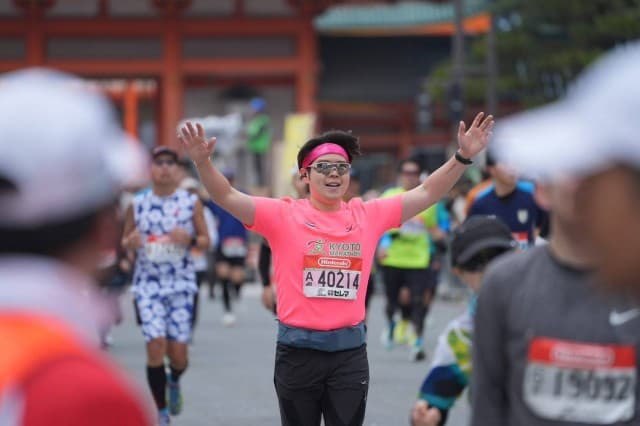 “อะตอม-ชนกันต์” สู้สุดใจ! พิชิต KYOTO MARATHON 2026 สนามวิ่งระดับโลกในฝัน