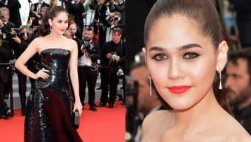 เริ่ดเวอร์! 'ชมพู่' สวยสง่าเฉิดฉายพรมแดงเมืองคานส์ 2014