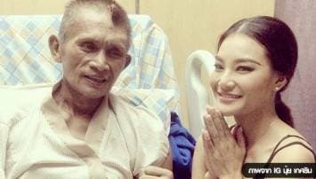 'พันนา ฤทธิไกร' ย้ายออกจากไอซียูแล้ว หลังเข้าผ่าตัดสมอง ญาติเผยแข็งแรงขึ้นมาก