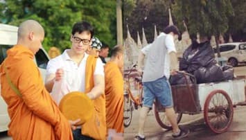 แฟนคลับซึ้ง บี้ เดอะสตาร์ เป็นเด็กวัดเดินตาม พระฮั่น บิณฑบาต