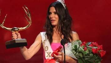 แซนดร้า บูลล็อค คว้าแชมป์นักแสดงหญิงรับทรัพย์มากสุดในรอบปี