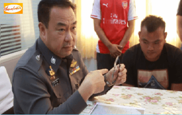 ตร.ศรีสะเกษรวบลูกเทพมือทุบรถ 13 คัน รับขอเงินแม่ 80,000 บาทไม่ได้ จึงทุบรถประชด