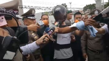  รอง ผบ.ตร.แถลงข่าวจับกุมผู้ต้องหาแทงวัยรุ่นดับ ย่านเมืองนนทบุรี