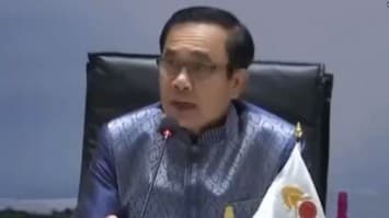 'ประยุทธ์' ยันโพลคะแนนนิยมลดเพราะทำงานได้ผล ระบุ 'ธนาธร' ตั้งพรรคสู้กลุ่มหนุน คสช. ขึ้นกับปชช.เลือกหรือไม่