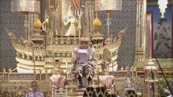 พระบาทสมเด็จพระเจ้าอยู่หัว มีพระราชดำรัสตอบถวายพระพรชัยมงคล โอกาสพระราชพิธีบรมราชาภิเษก