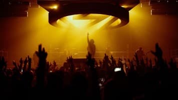 “LOMOSONIC” ใส่สุด คุ้มค่าการรอคอย ต้อนรับการกลับมาของเสียงที่หายไป ใน “LOST FREQUENCIES CONCERT”