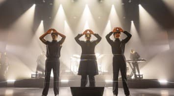 SLOT MACHINE  จัดเต็ม! ใส่สุด ส่งท้าย “EXIT TO ENTER WORLD TOUR 2024” สุดประทับใจที่สิงคโปร์