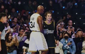 “BRIGHT” ปังมาก!! ซุปตาร์ไทยหนึ่งเดียว ลงแข่งบาสใน “NBA Legends Celebrity Game Presented by Sands China”