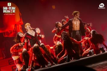 ฟูลฟีล! เต็มอิ่ม เต็มตา เกือบหัวใจวาย! กับโชว์เซอร์ไพรส์แบบสับ! ฉบับ พ่อพ่อ ไอดอลสุดแซ่บ! ใน ‘อำพลฟูดส์ presents DAN - BEAM DREAM 2 BE CONCERT 21ST CENTURY DADDY’S CLUB’